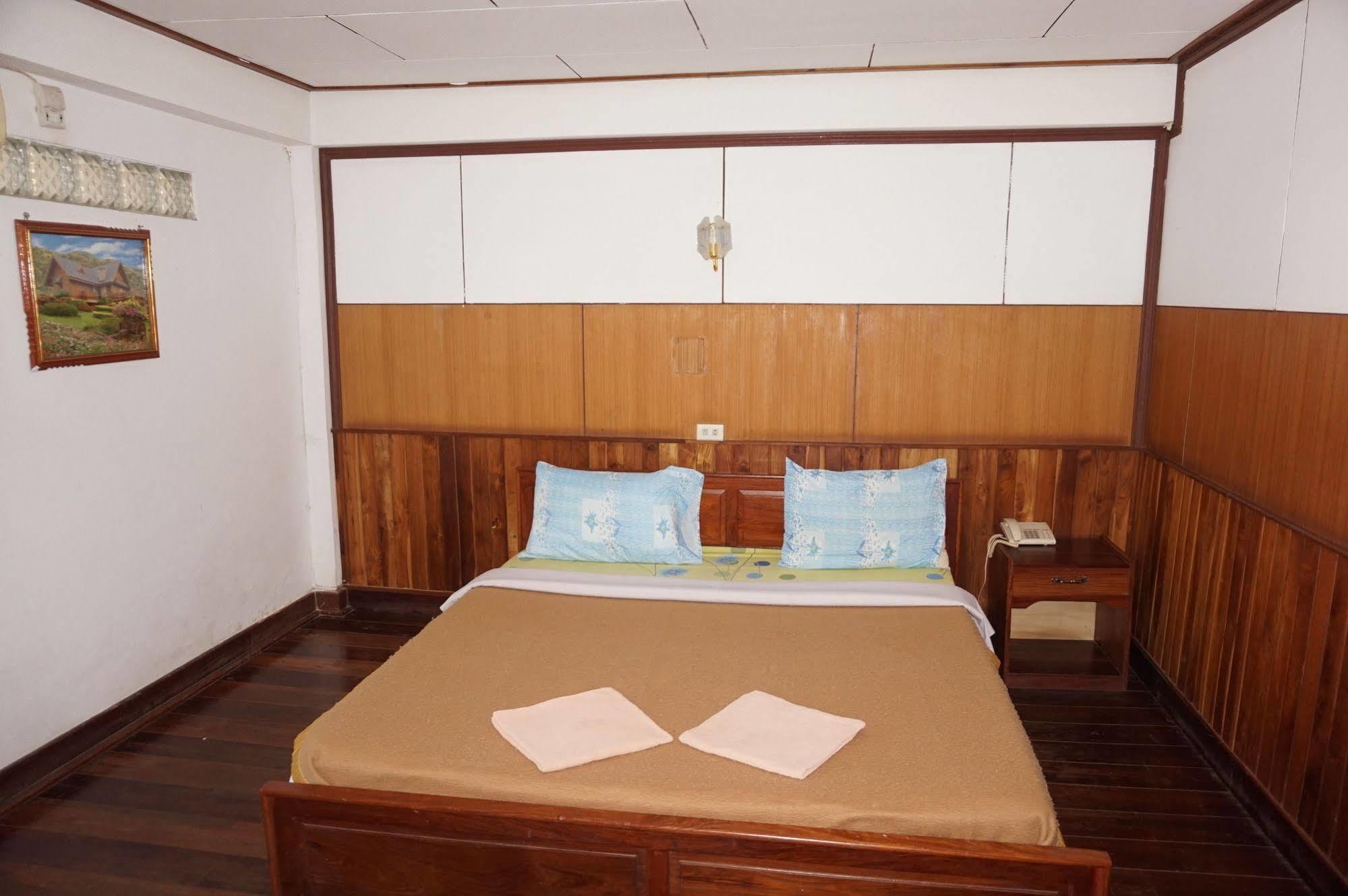 Champa Hotel Pakse Dış mekan fotoğraf